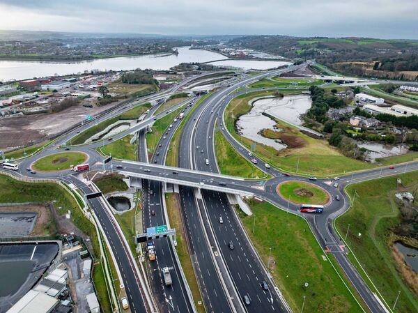 'When it comes to delivering wo<em></em>nderful projects like the Dunkettle Interchange and The Elysian, everyone, from the politician driving policy to the people on the site driving nails, has an equally im<em></em>portant role and responsibility.'