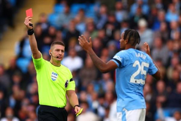 Manchester City v Brighton & Hove Albion - Premier League