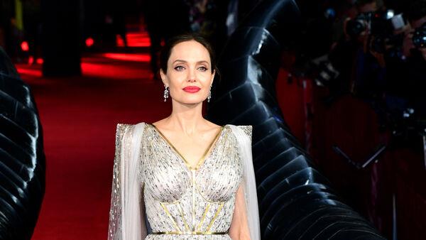 Angelina Jolie in first-look photos as singer Maria Callas for upcoming biopic