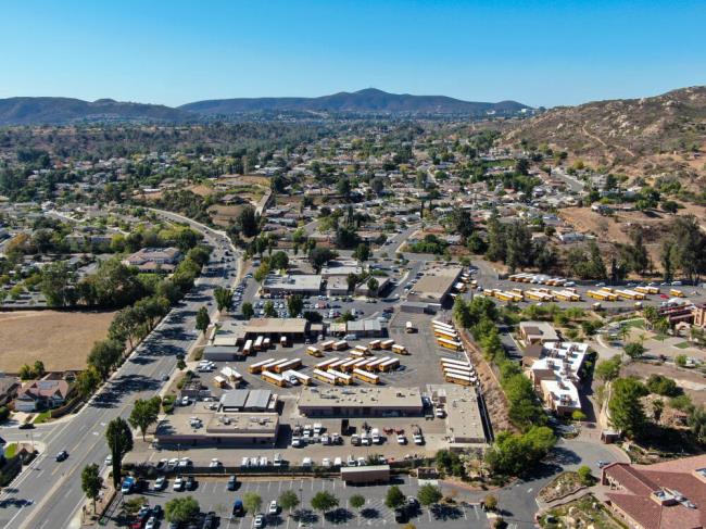 Poway, California (Unwind / Shutterstock)